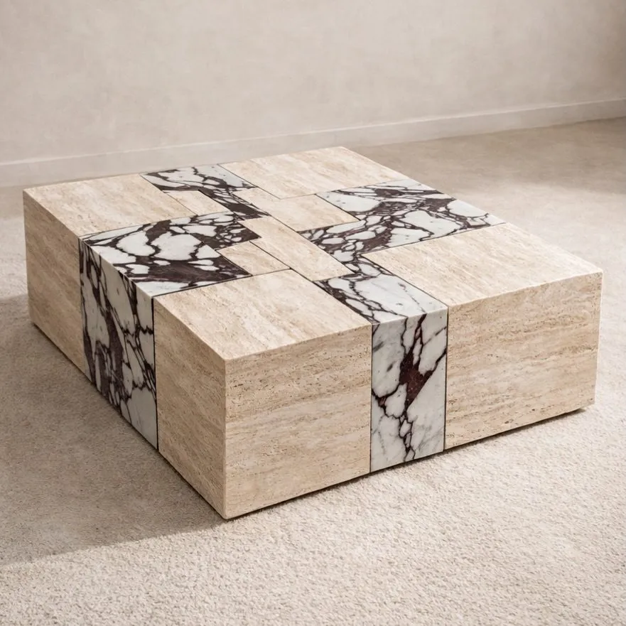 Table basse carrée en travertin veiné de marbre Calacatta Viola
